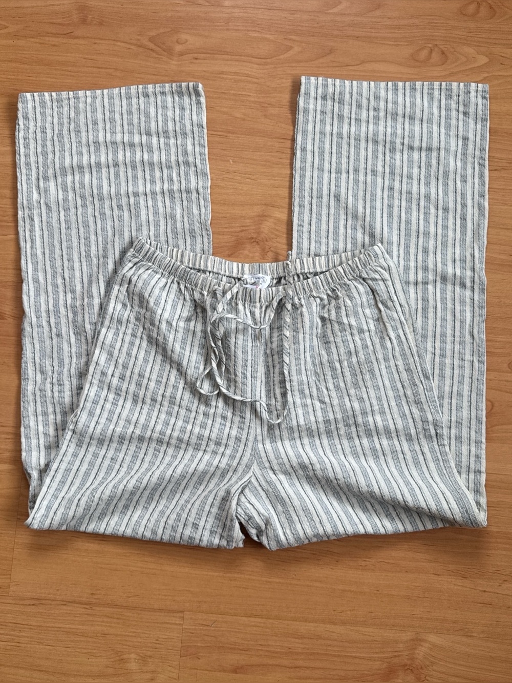 Mid Rise Cotton Loose Fit Pull Up Drawstring Pants White & Blue Stripes Medium